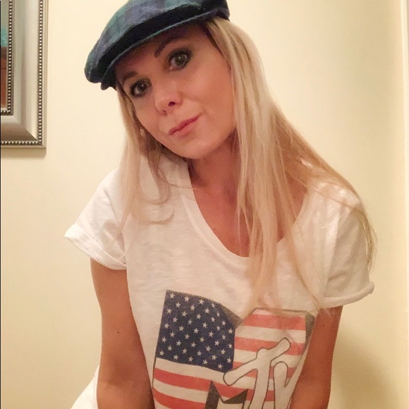 Meet your Posher, Sally - Picture 8 of 9